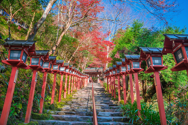 無理目の恋を叶えたい 片思いの男性のハートを引き寄せる神社をご紹介 Grapps グラップス